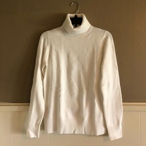 White Fitted French Connection Turtleneck Size L